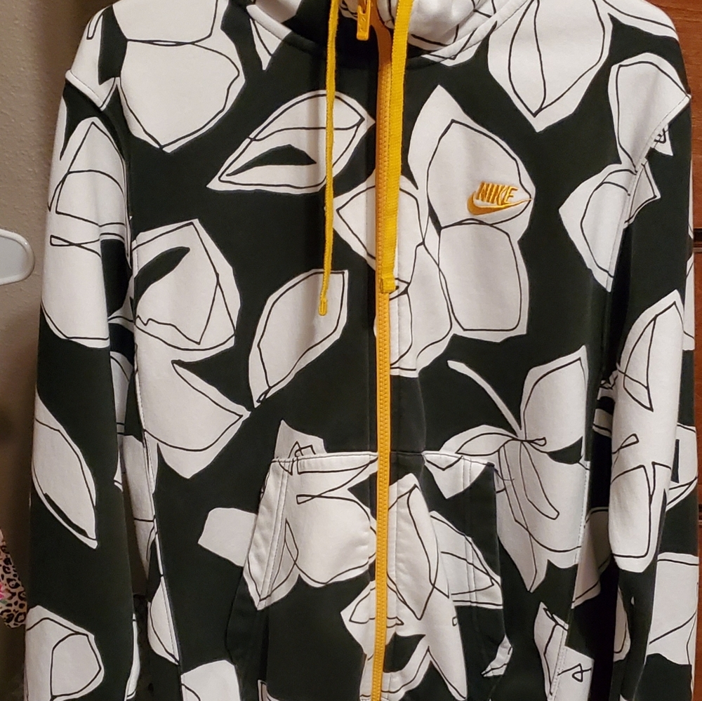 NIKE zip up hooded sweatshirt